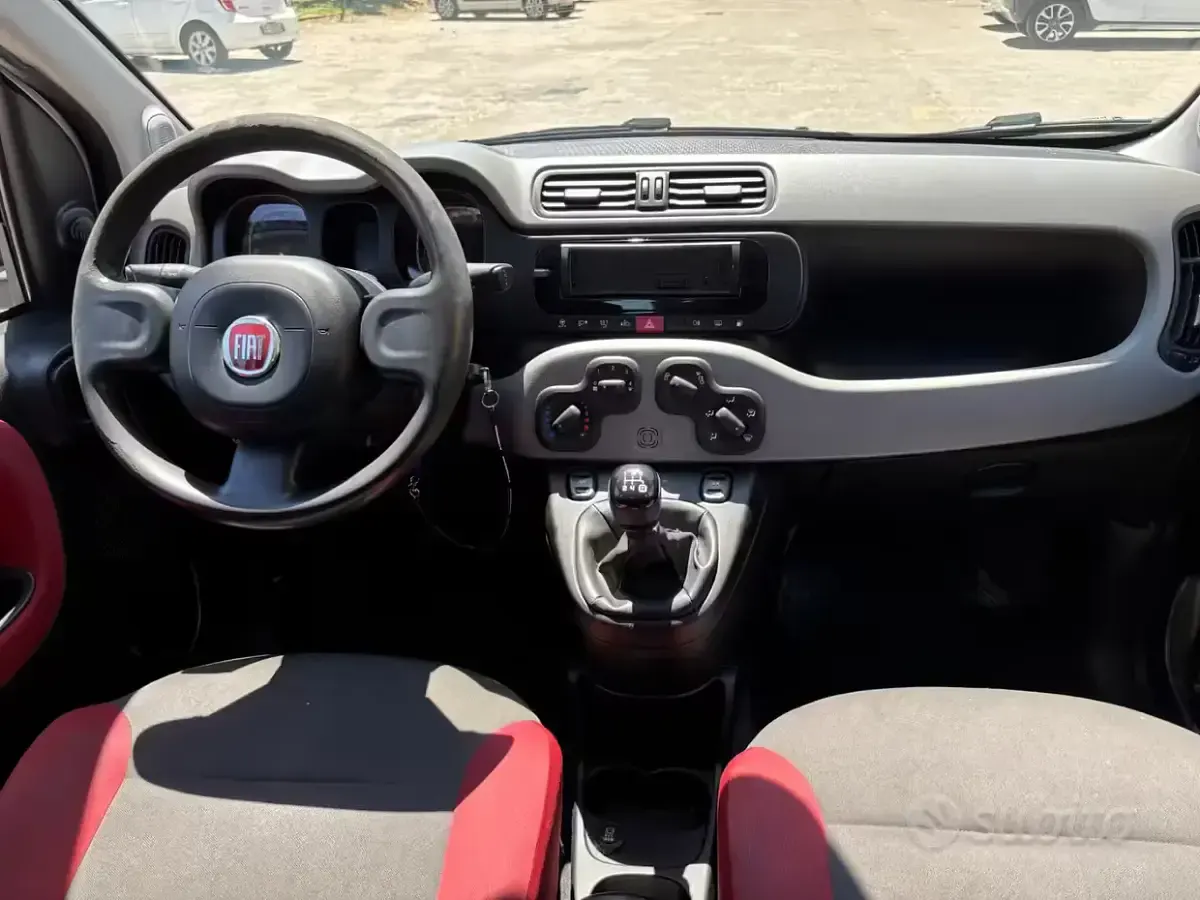 Usata Fiat Panda Easy 69 CV (50 kW) 2014 Bianco Utilitaria