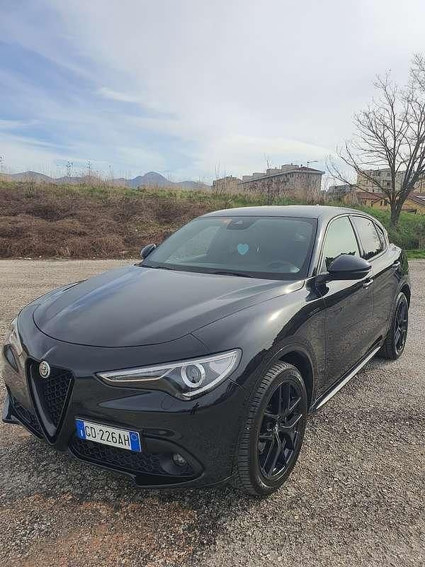Usata Alfa Romeo Stelvio Veloce 210 CV (154 kW) 2020 Nero SUV