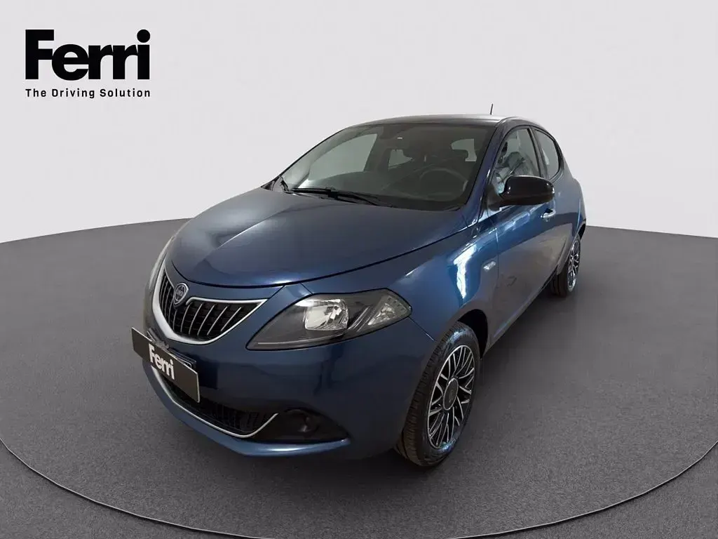 Usata Lancia Ypsilon 69 CV (50 kW) 2024 Utilitaria