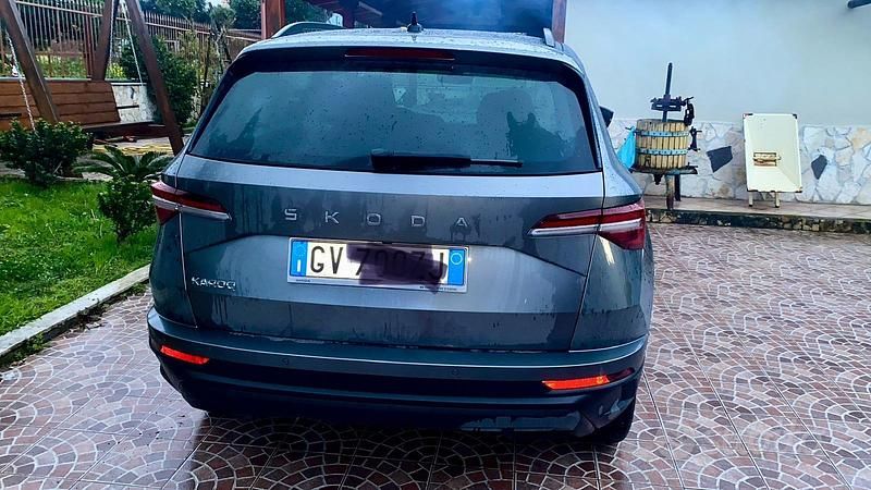 Usata Skoda Karoq 115 CV (84 kW) 2024 Grigio SUV