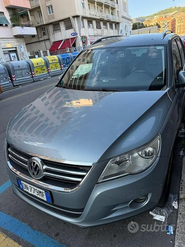 Usata VW Tiguan Sport 150 CV (110 kW) 2008 Grigio SUV