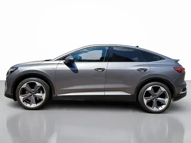 Usata Audi Q4 Sportback e-tron S-Line 150 kW (204 CV) 2023 Grigio tifone metallizzato SUV