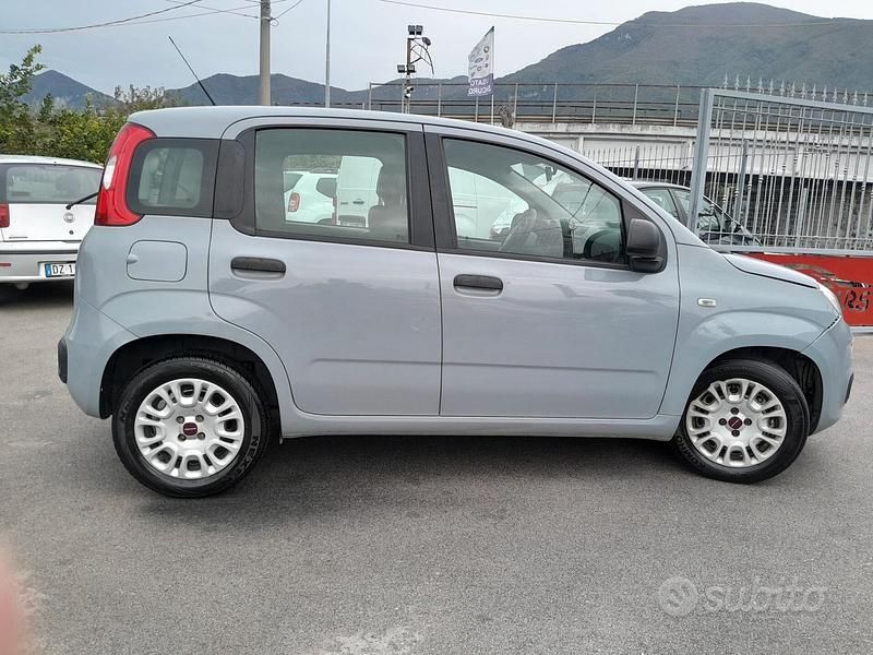 Usata Fiat Panda Lounge 95 CV (69 kW) 2018 Grigio Utilitaria