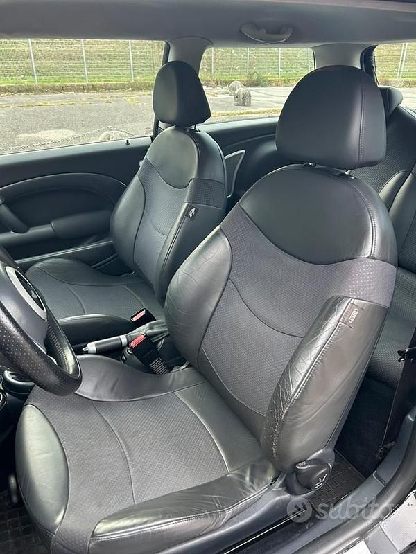 Usata Mini Cooper S 163 CV (119 kW) 2003 Nero Utilitaria