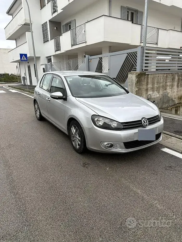 Usata VW Golf VI 110 CV (80 kW) 2011 Grigio Utilitaria