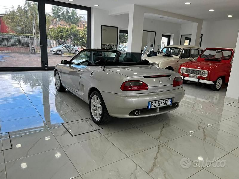 Usata MG F 113 CV (83 kW) 2002 Grigio Cabrio