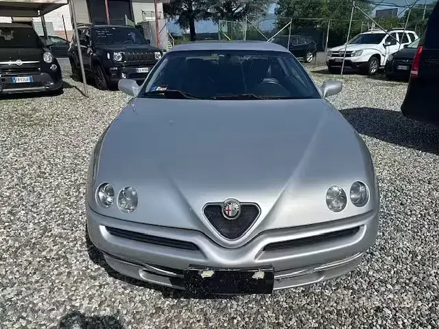 Usata Alfa Romeo GTV 144 CV (105 kW) 1999 Grigio Coupé