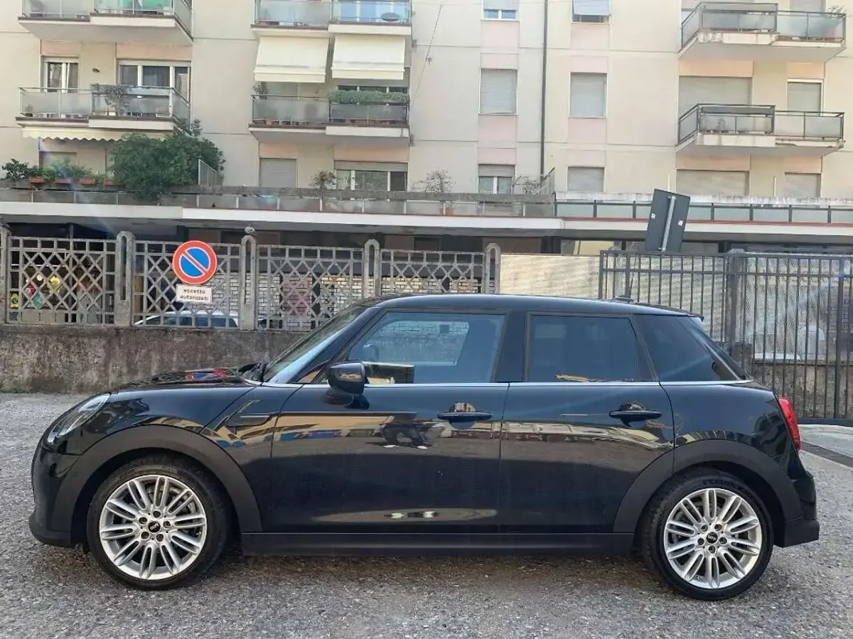Usata Mini John Cooper Works 136 CV (100 kW) 2022 Nero Utilitaria