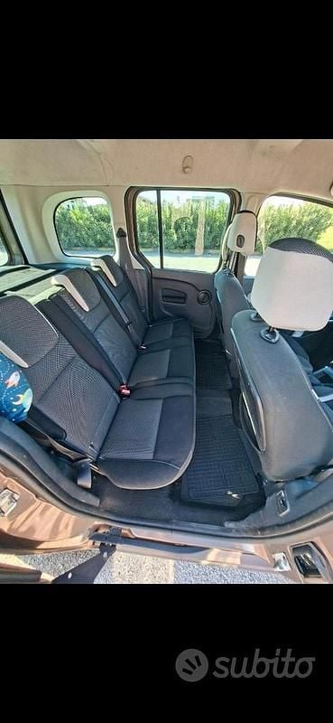 Usata Renault Kangoo 110 CV (80 kW) 2014 Marrone Monovolume