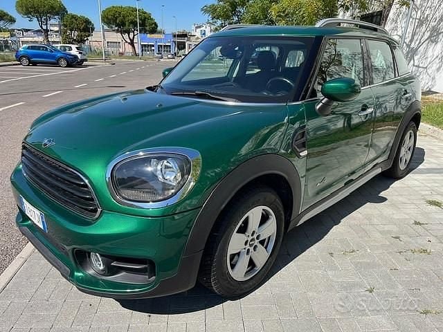 Usata Mini Cooper D Countryman 150 CV (110 kW) 2019 Verde SUV