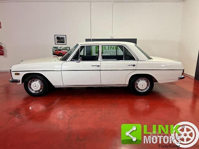 Usata Mercedes W115 1970 Bianco Berlina