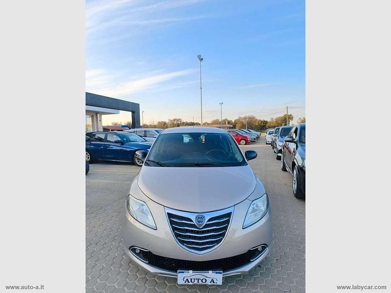 Usata Lancia Ypsilon S 95 CV (69 kW) 2012 Grigio Utilitaria