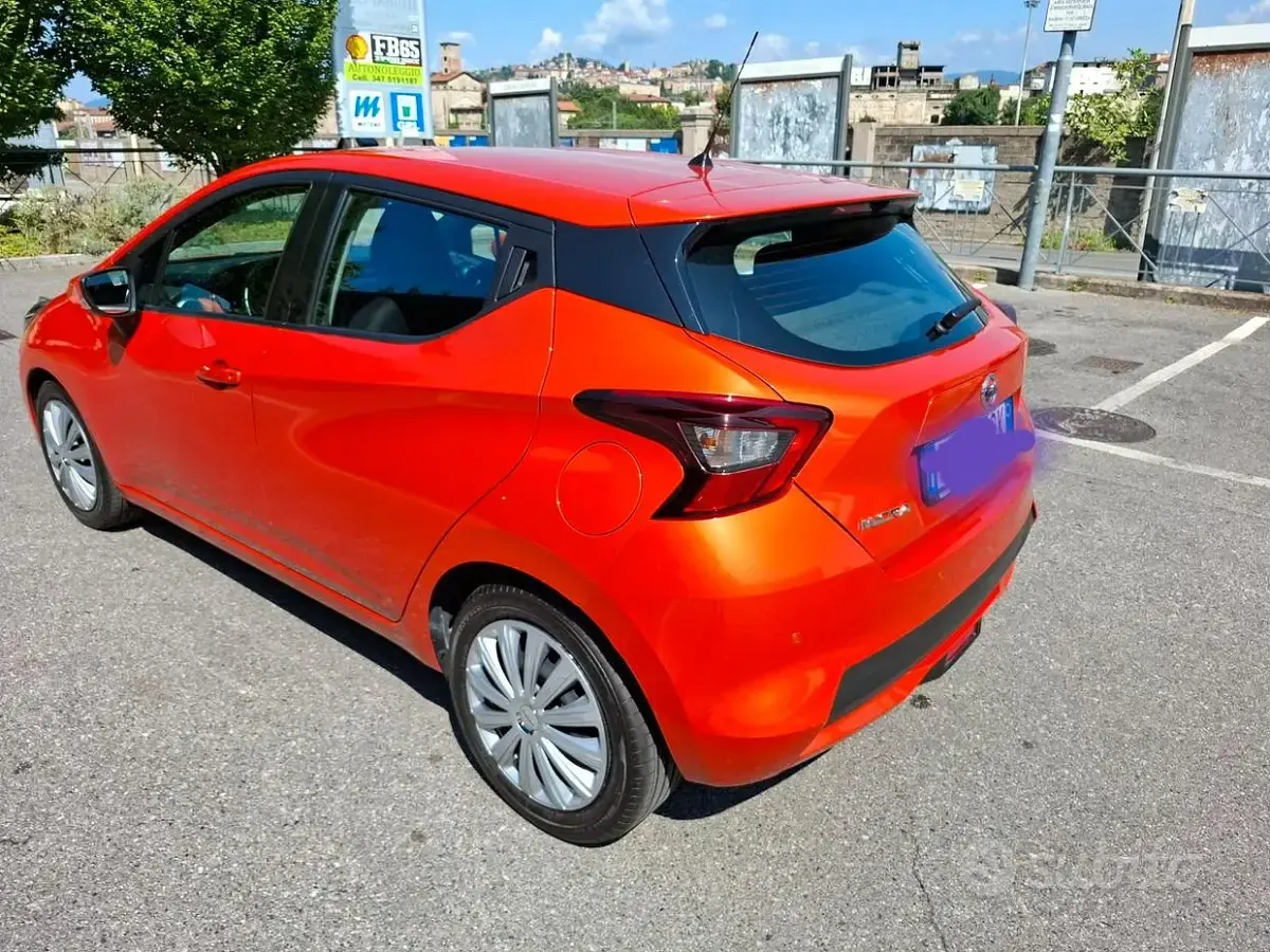 Usata Nissan Micra Acenta 71 CV (52 kW) 2017 Arancione Utilitaria