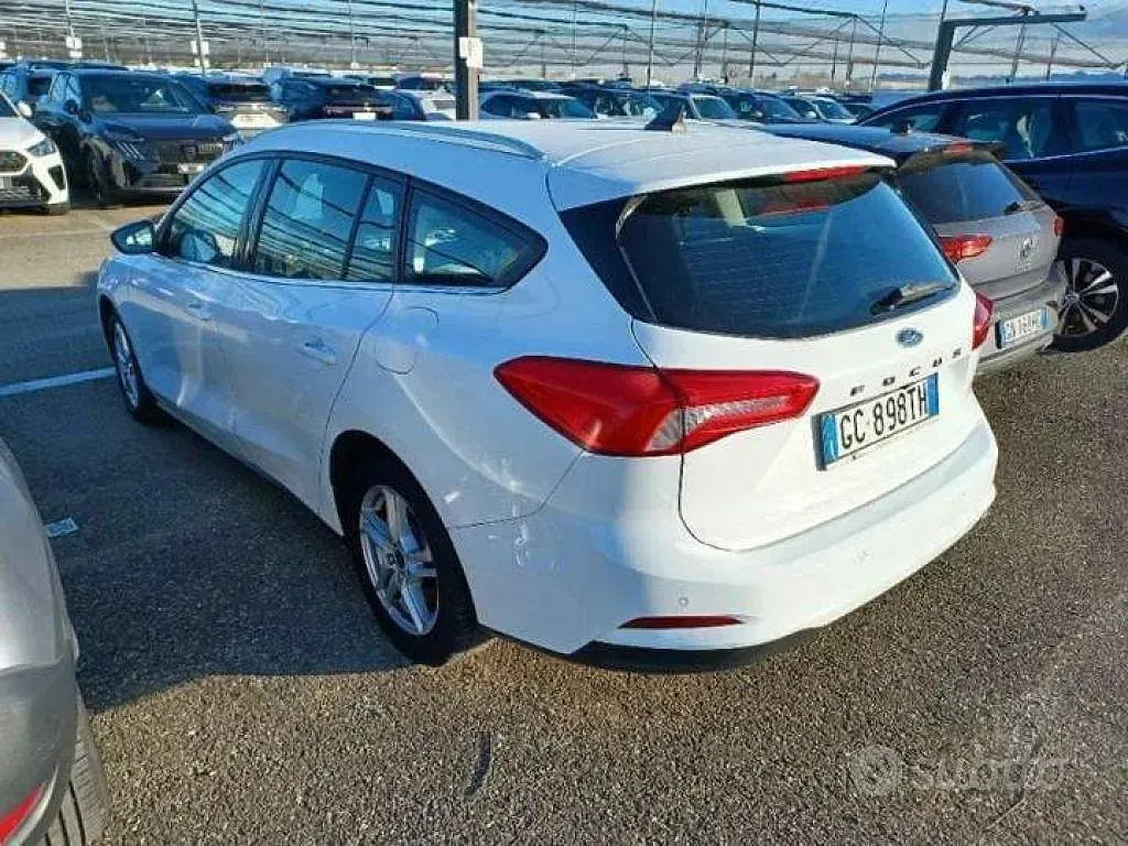Usado Ford Focus Business Edition 120 HP (88 kW) 2020 Branco Carrinha