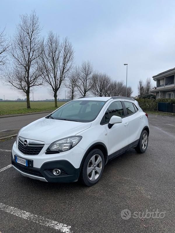 Usata Opel Mokka 136 CV (100 kW) 2015 Bianco SUV