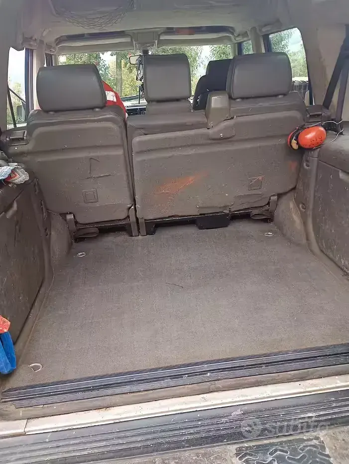 Usata Land Rover Discovery 138 CV (101 kW) 2001 Grigio SUV