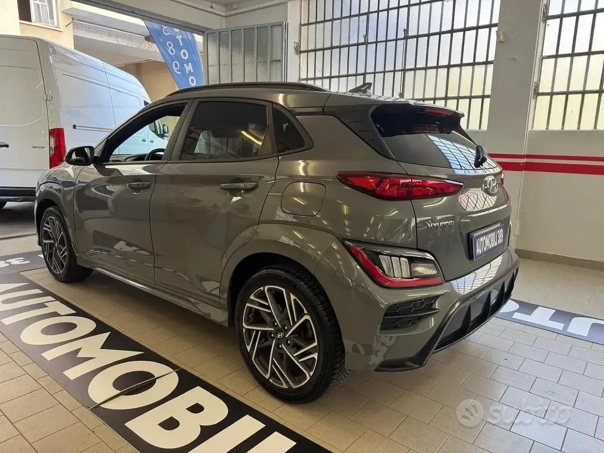 Usata Hyundai Kona N Line 120 CV (88 kW) 2023 Grigio SUV