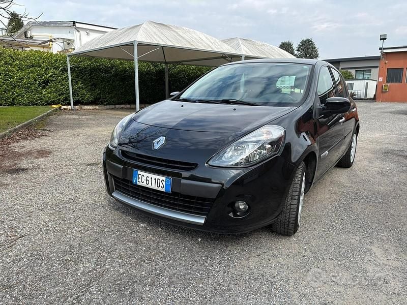 Usata Renault Clio II 58 CV (42 kW) 2010 Berlina