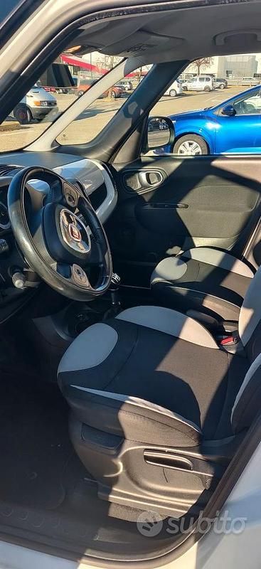 Usata Fiat 500L Living 85 CV (62 kW) 2016 Bianco Monovolume
