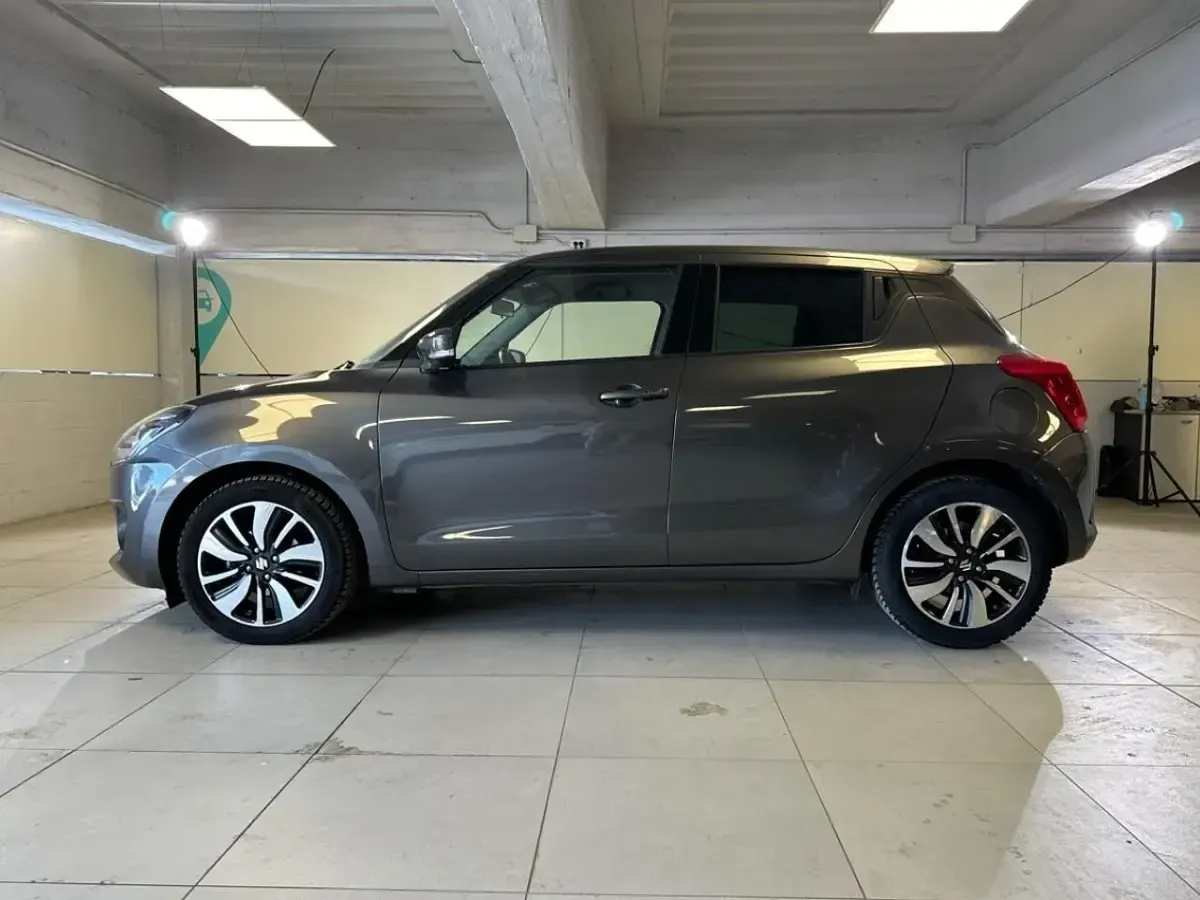 Usata Suzuki Swift Cool 111 CV (81 kW) 2018 Grigio Utilitaria