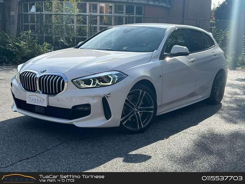 Bianco Usata 2019 BMW 118 M Sport Due volumi | 22.900 € (Buon prezzo) - Immagine 1/4