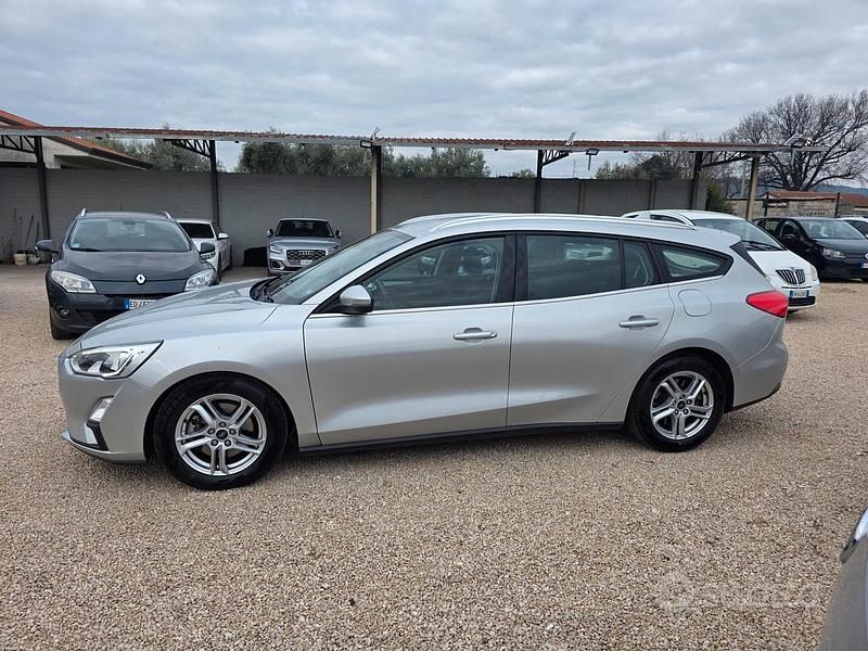 Brugt Ford Focus Vignale 120 HK (88 kW) 2018 Grå Stationcar