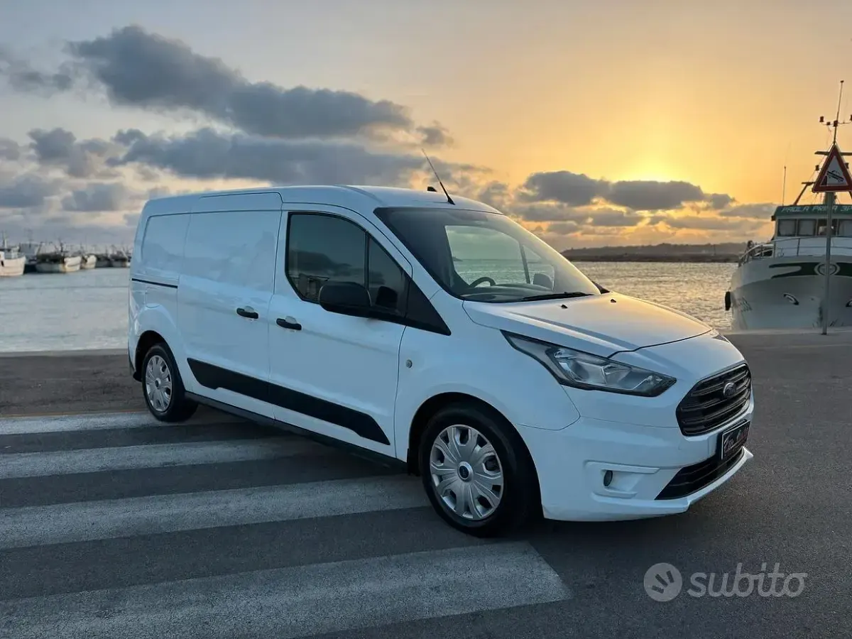 Usata Ford Transit Connect 101 CV (74 kW) 2021 Bianco Monovolume