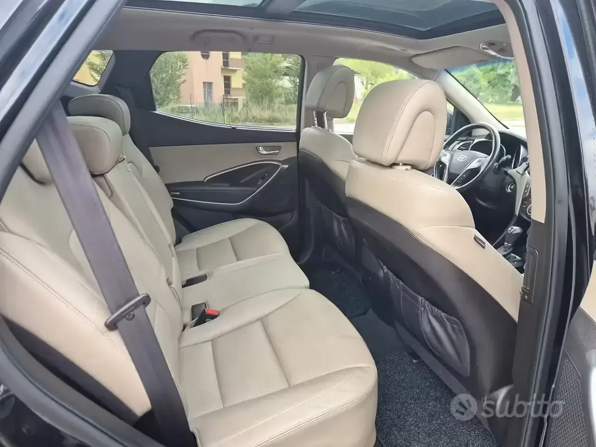 Usata Hyundai Santa Fe Style 197 CV (144 kW) 2015 Nero SUV