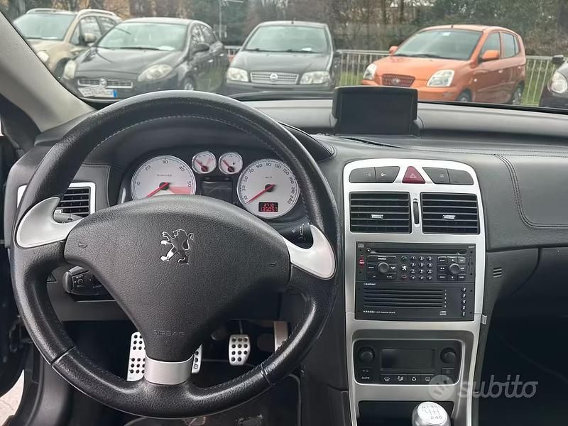 Usata Peugeot 307 CC 2005 Nero Cabrio