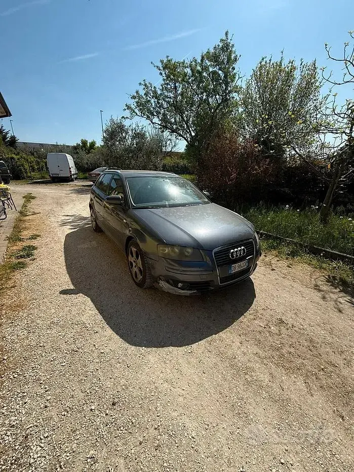 Usata Audi A3 140 CV (102 kW) 2006 Grigio Utilitaria