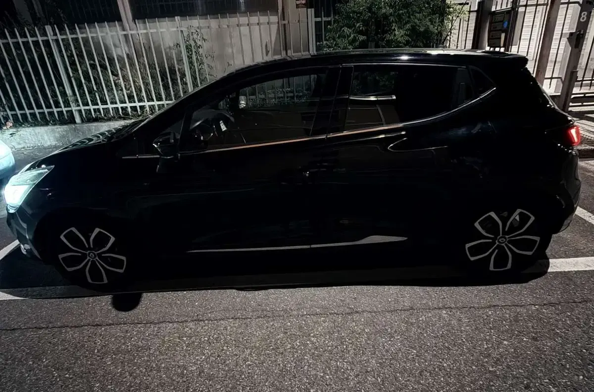 Usata Renault Clio IV 90 CV (66 kW) 2019 Nero Berlina