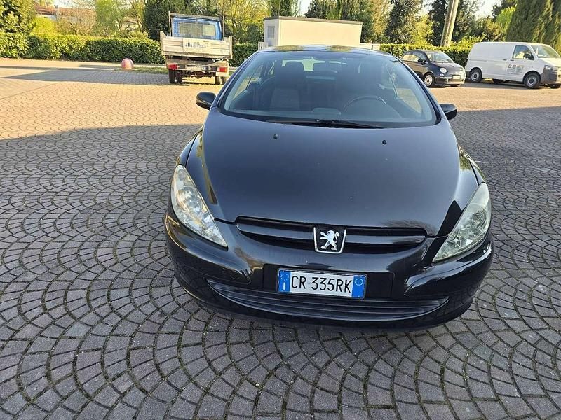 Usata Peugeot 307 CC Filou 109 CV (80 kW) 2005 Other Cabrio