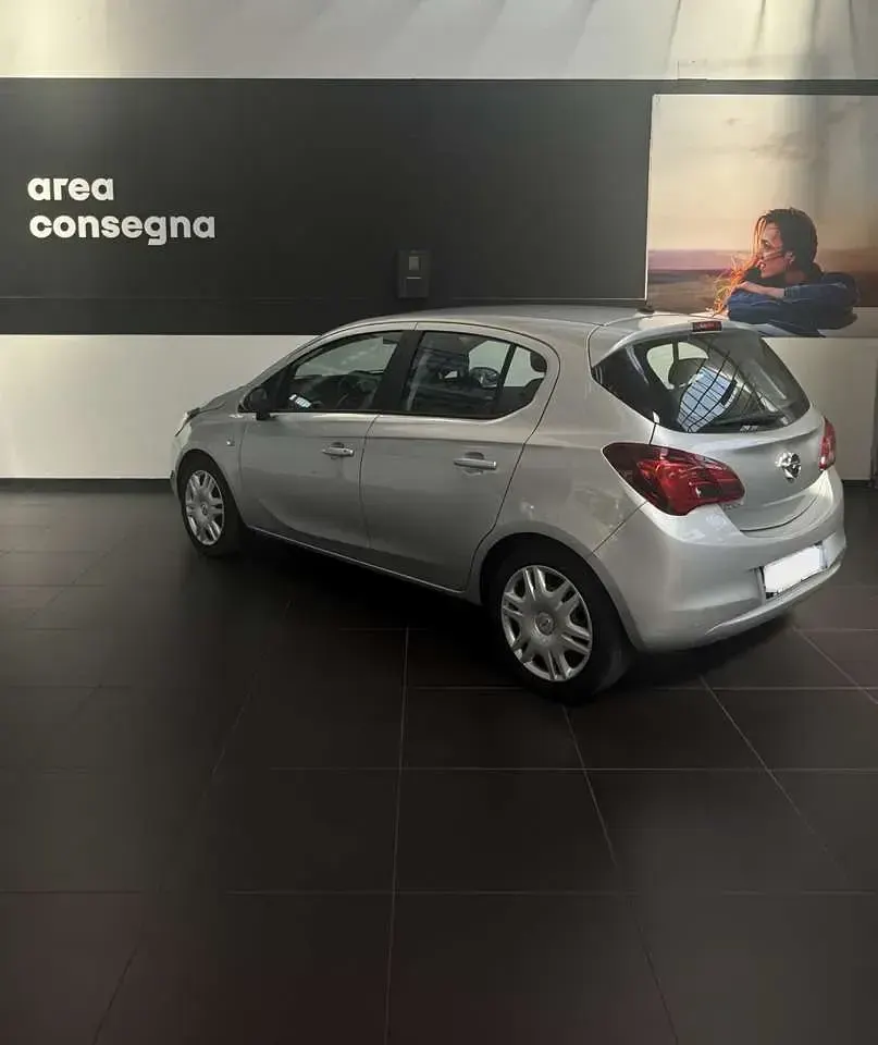 Usata Opel Corsa Cosmo 69 CV (50 kW) 2017 Other Utilitaria