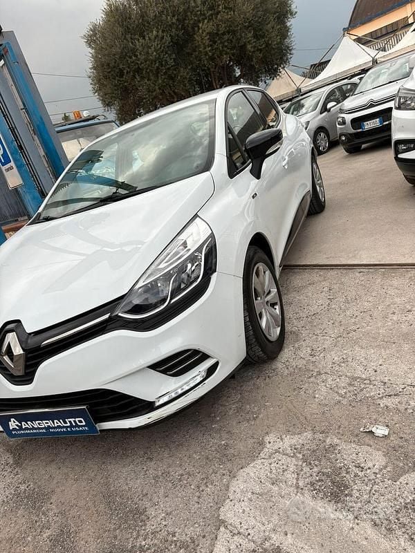 Usata Renault Clio IV Life 76 CV (55 kW) 2019 Bianco Berlina