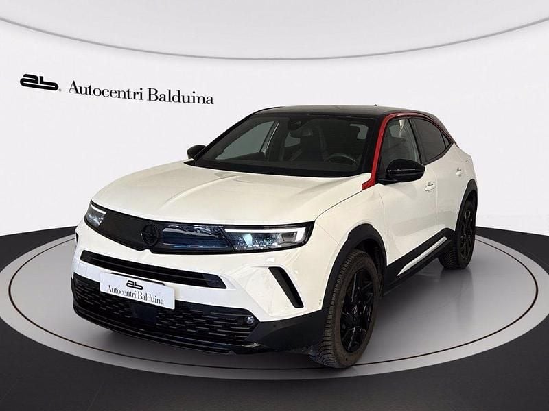 Bianco tetto rosso Usata 2022 Opel Mokka GS Line SUV | 16.900 € (Buon prezzo) - Immagine 1/4