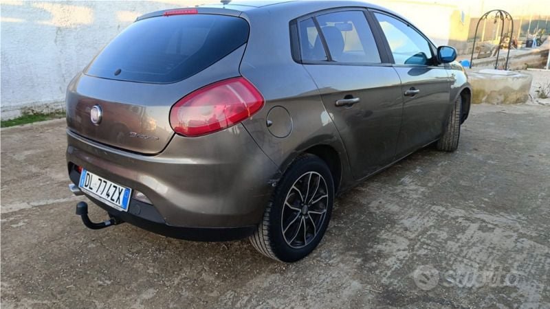 Usata 2008 Fiat Bravo Due volumi | 1700 € (Buon prezzo) - Immagine 1/4