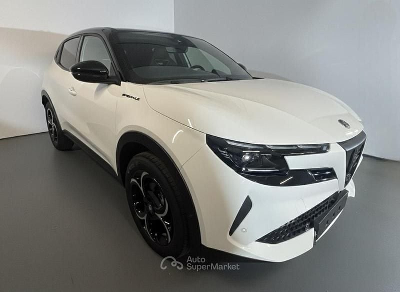 Nuova Alfa Romeo Junior Edizione Speciale 136 CV (100 kW) 2026 Bianco SUV