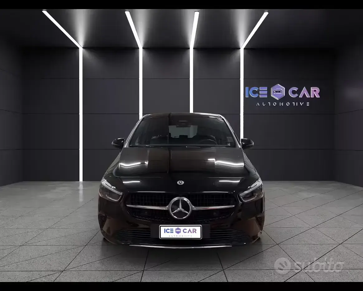 Occasion Mercedes B180 Progressive 116 ch (85 kW) 2024 Noir Monospace