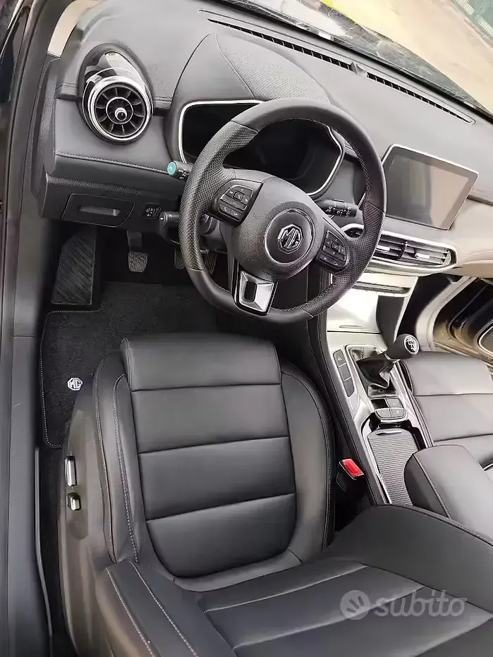 Usata MG HS 170 CV (125 kW) 2024 Nero SUV