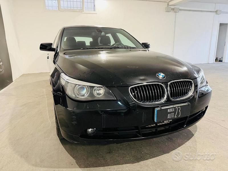 Usata BMW 530 Efficient Dynamics 231 CV (169 kW) 2007 Nero Berlina