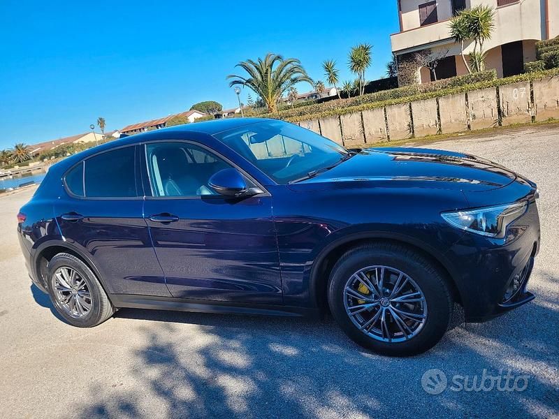 Usata Alfa Romeo Stelvio 179 CV (131 kW) 2018 Blu SUV