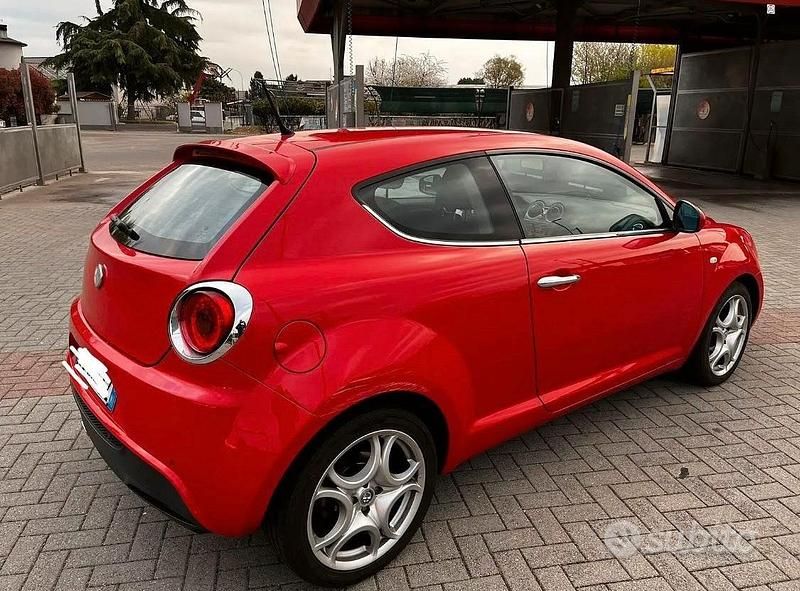 Gebraucht Alfa Romeo MiTo 120 PS (88 kW) 2008 Rot Kleinwagen