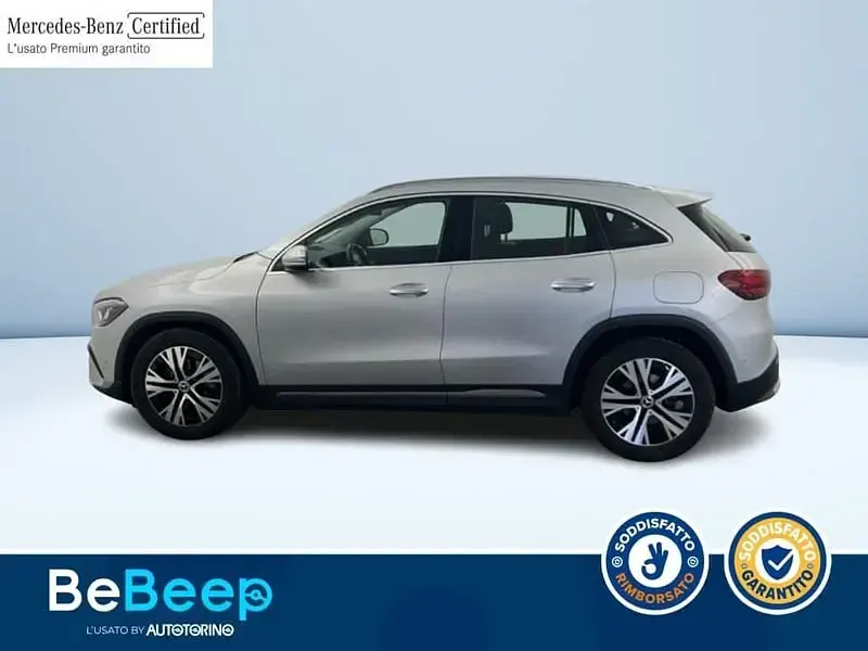 Usata Mercedes GLA200 Advanced 150 CV (110 kW) 2023 Argento metallizzato SUV