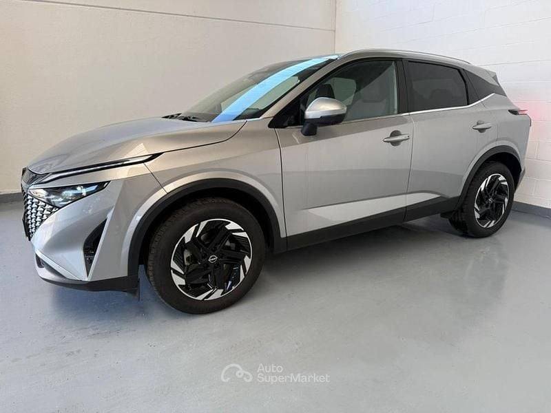 Usata Nissan Qashqai N-Connecta 140 CV (102 kW) 2025 Newport grey SUV