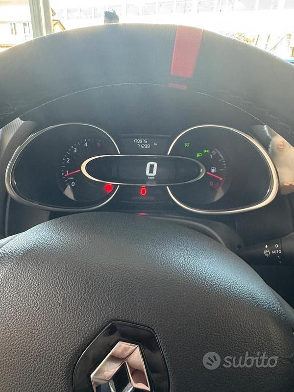 Usata Renault Clio IV Intens 90 CV (66 kW) 2016 Rosso Berlina