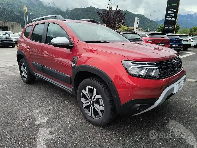 Usata Dacia Duster Prestige 116 CV (85 kW) 2022 Rosso SUV