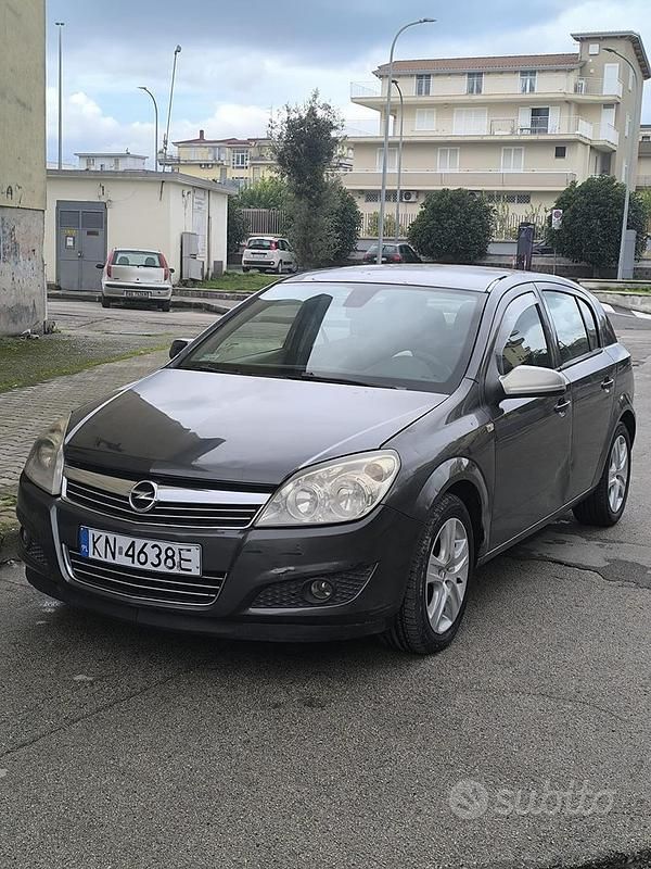 Usata Opel Astra 60 CV (44 kW) 2006 Grigio Station wagon
