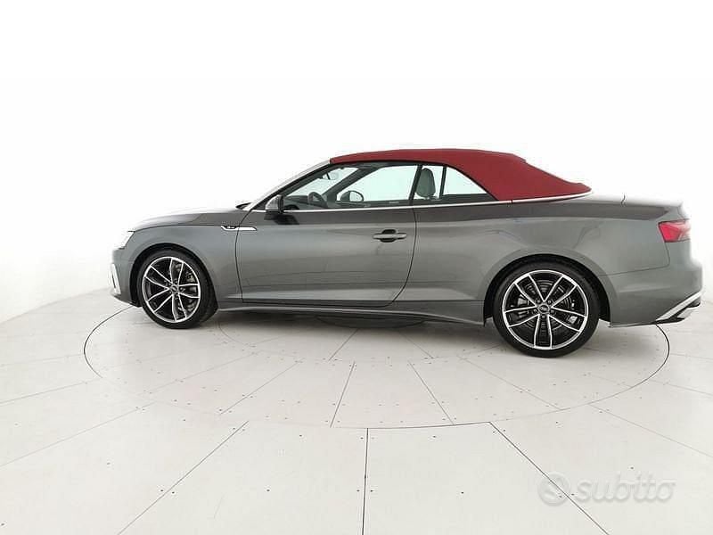 Usata Audi A5 Cabriolet S-Line 204 CV (150 kW) 2024 Grigio Cabrio