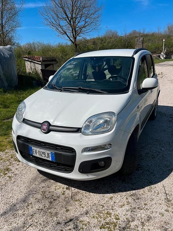 Usata Fiat Panda 85 CV (62 kW) 2014 Utilitaria