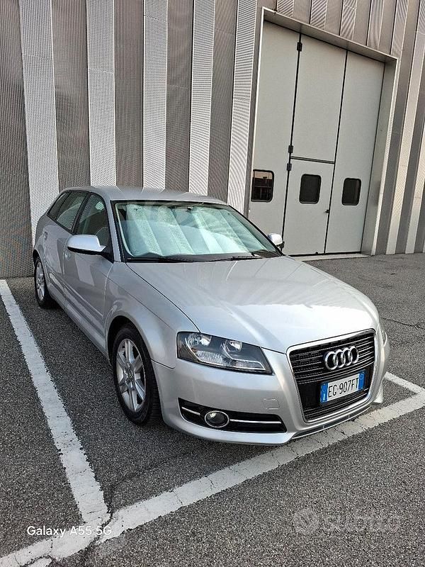 Usata Audi A3 90 CV (66 kW) 2011 Grigio Utilitaria